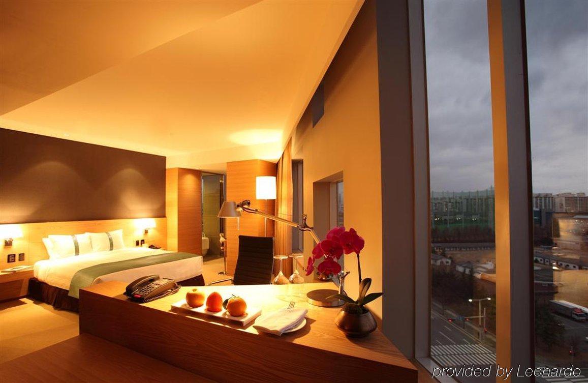 Ramada Plaza By Wyndham Gwangju Hotel Gwangju Metropolitan City Exterior photo