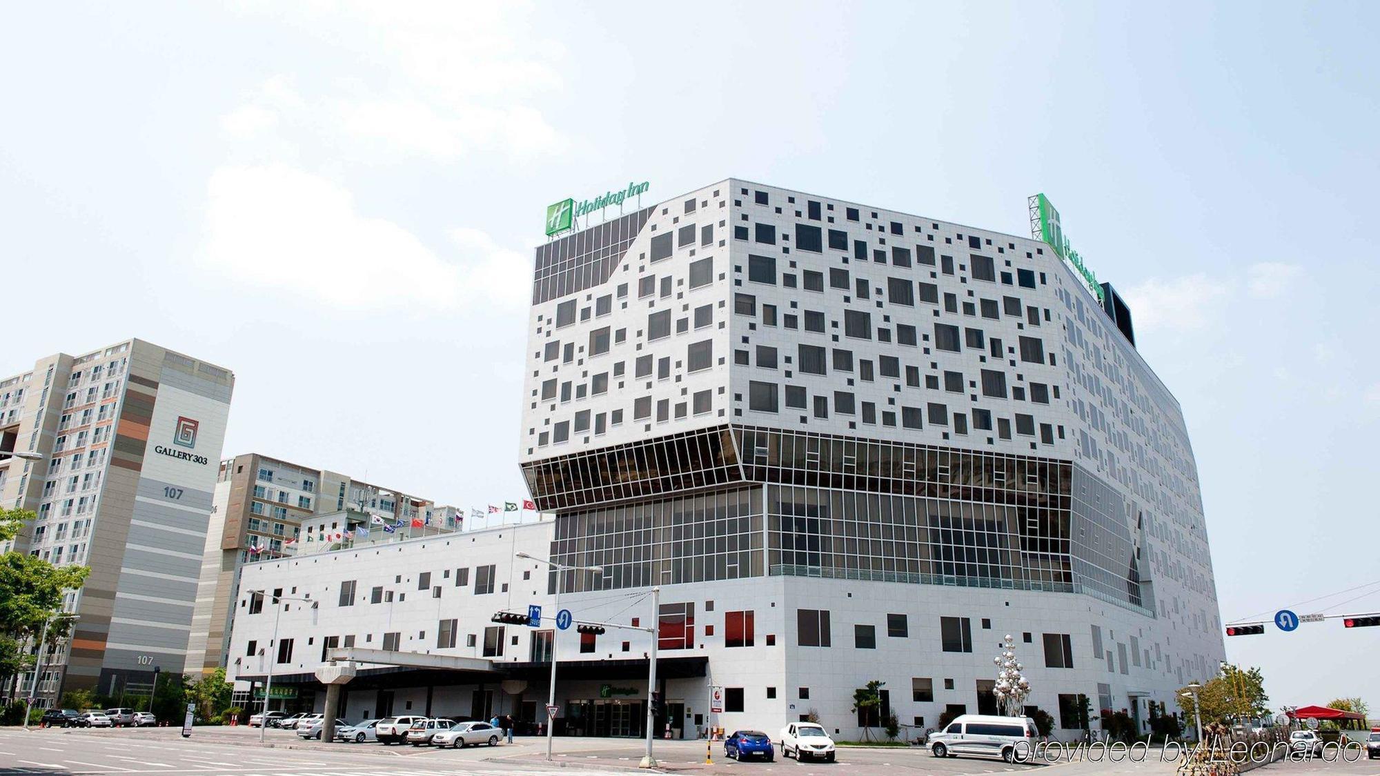 Ramada Plaza By Wyndham Gwangju Hotel Gwangju Metropolitan City Exterior photo